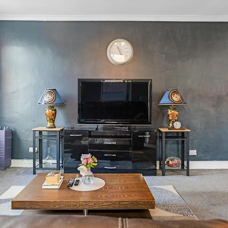 Rochdale 3 Bedroom House 2 Bath With Free Parking Sleeps 7 外观 照片