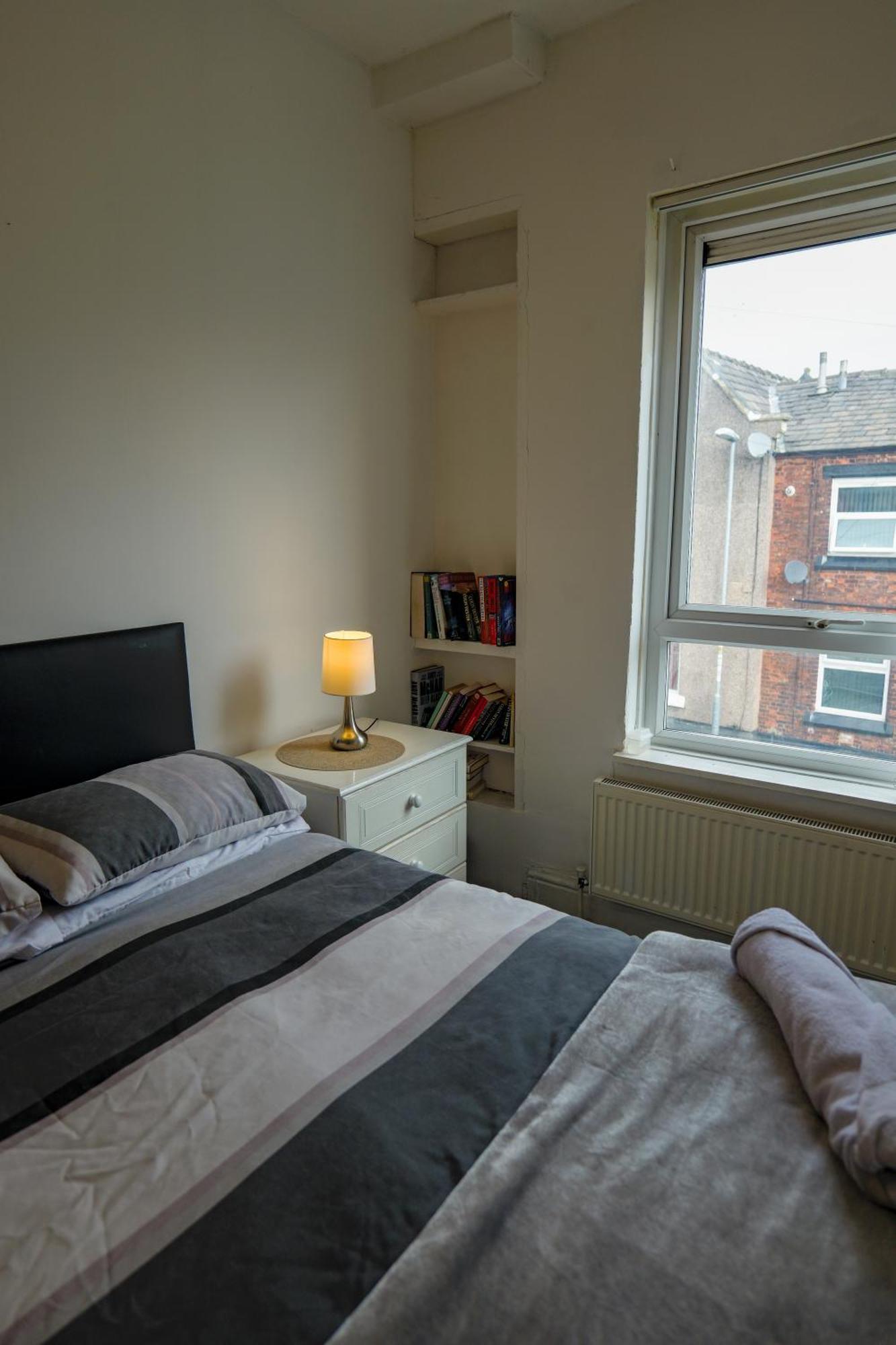 Rochdale 3 Bedroom House 2 Bath With Free Parking Sleeps 7 外观 照片