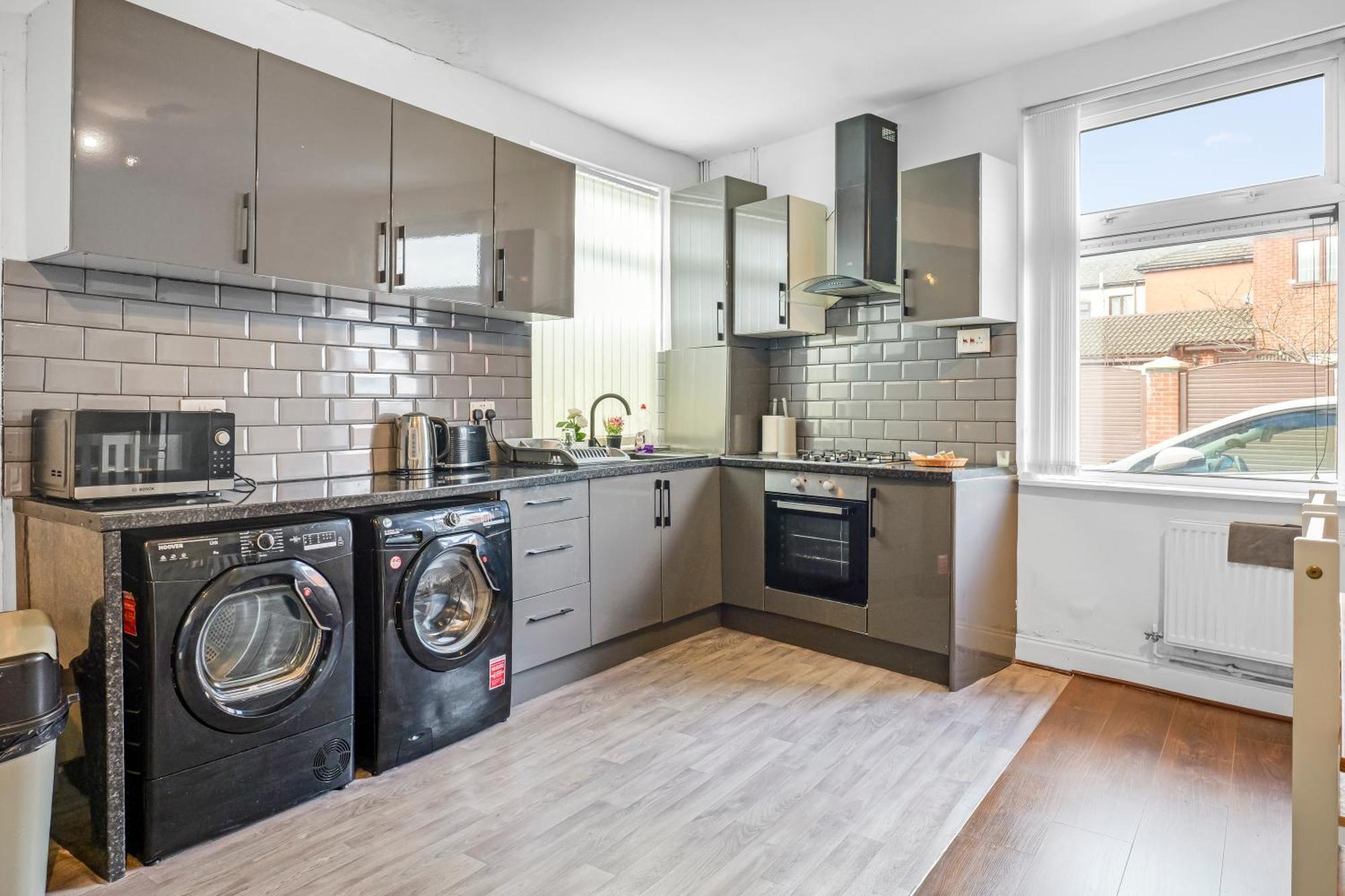 Rochdale 3 Bedroom House 2 Bath With Free Parking Sleeps 7 外观 照片