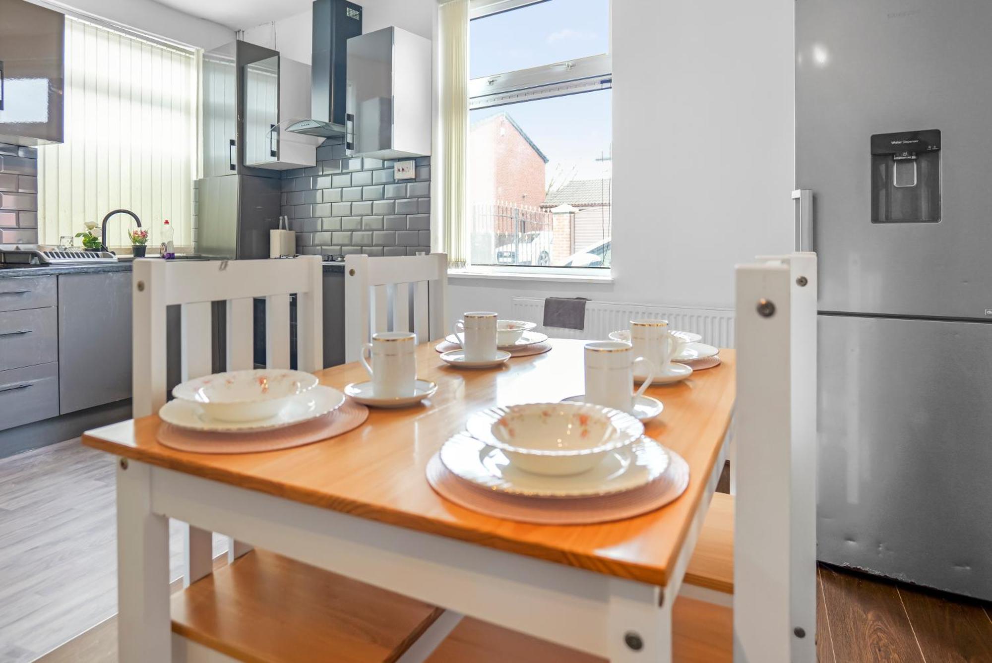 Rochdale 3 Bedroom House 2 Bath With Free Parking Sleeps 7 外观 照片